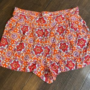 Floral target shorts